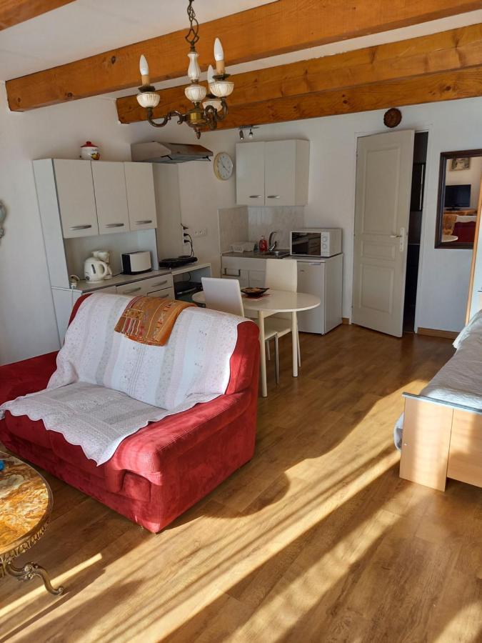 Studio Agreable Et Tres Lumineux Salles-dʼAude Exterior foto